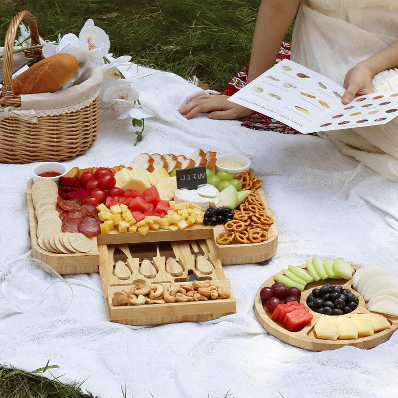 Premium Bamboo Charcuterie Board Set with Transparent Lid and Locking Handle, Expandable Cheese Board with 4 Knives for Picnic, Travel & Housewarming Gift